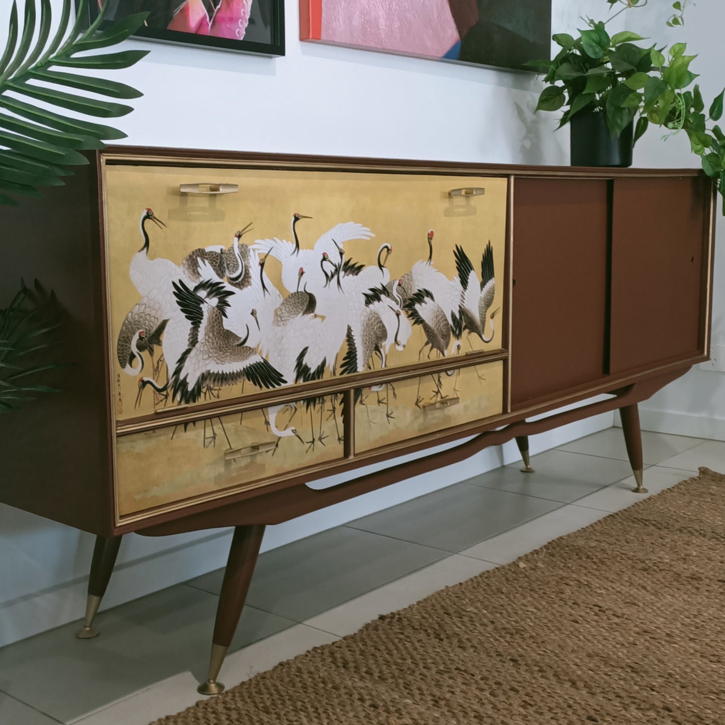 Retro Mid Century Heron Accent Sideboard