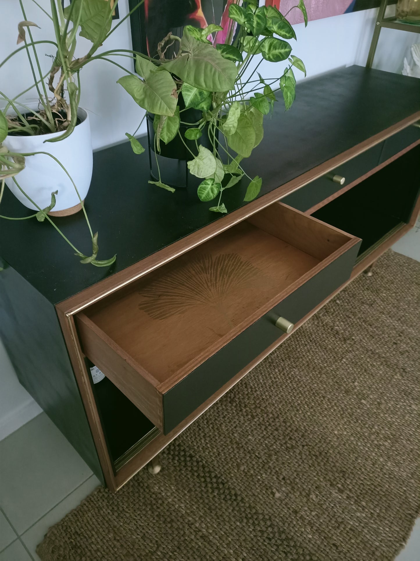 Retro Mid Century Monkey Face Sideboard / Drinks Cabinet