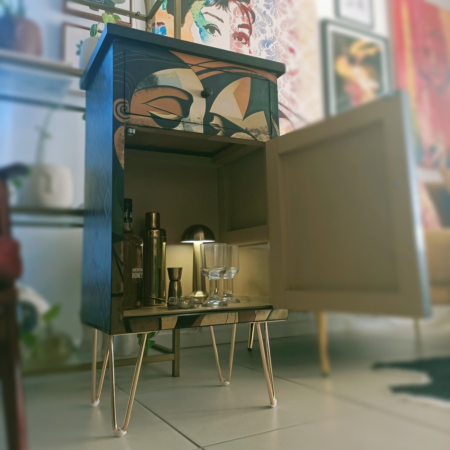 Vintage Art Deco Wooden Cabinet / Sideboard