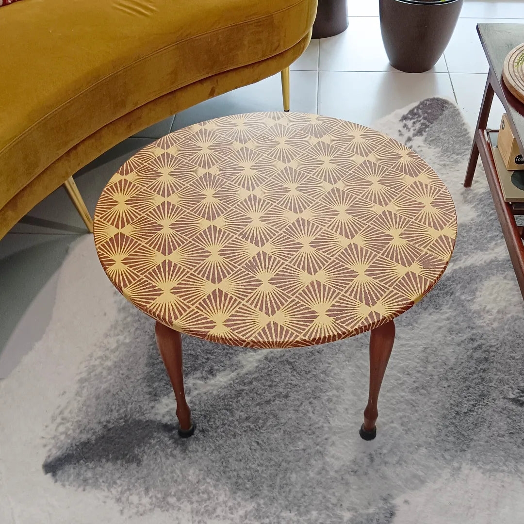 Retro Circular Star Stencil Coffee Table
