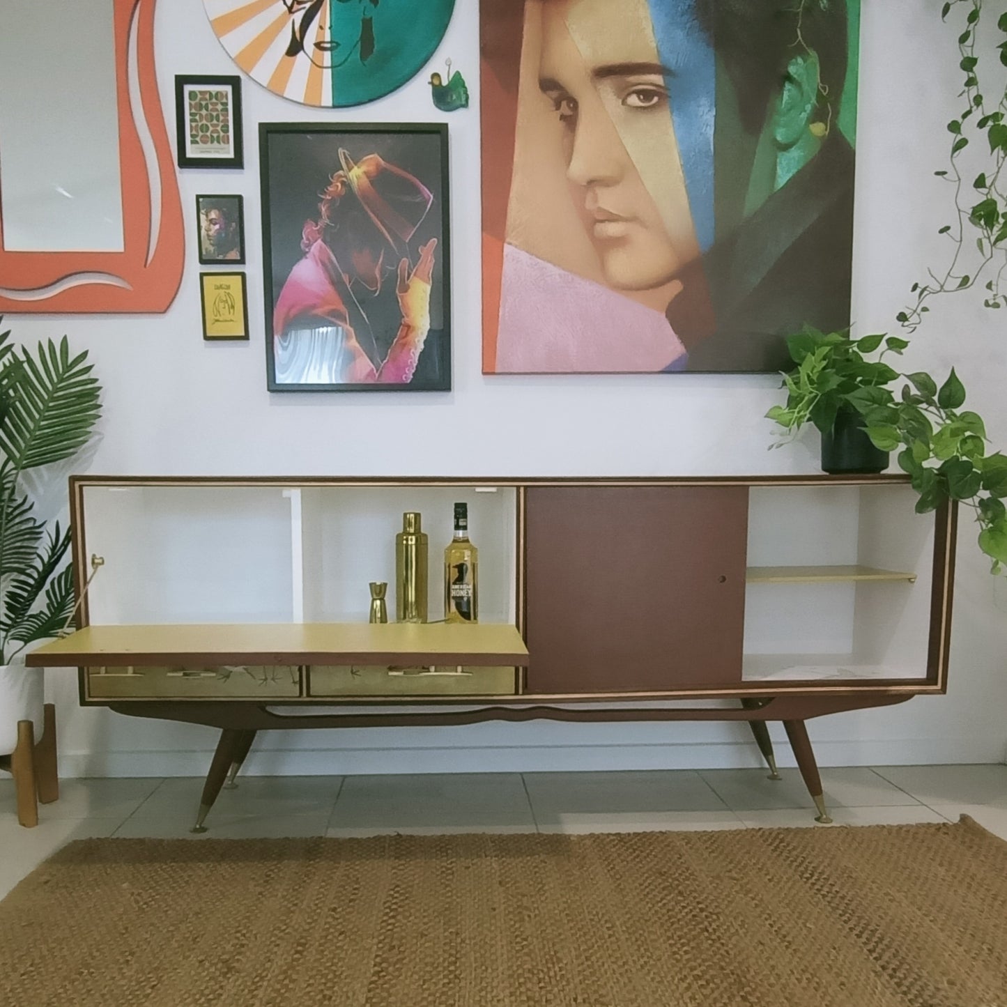 Retro Mid Century Heron Accent Sideboard
