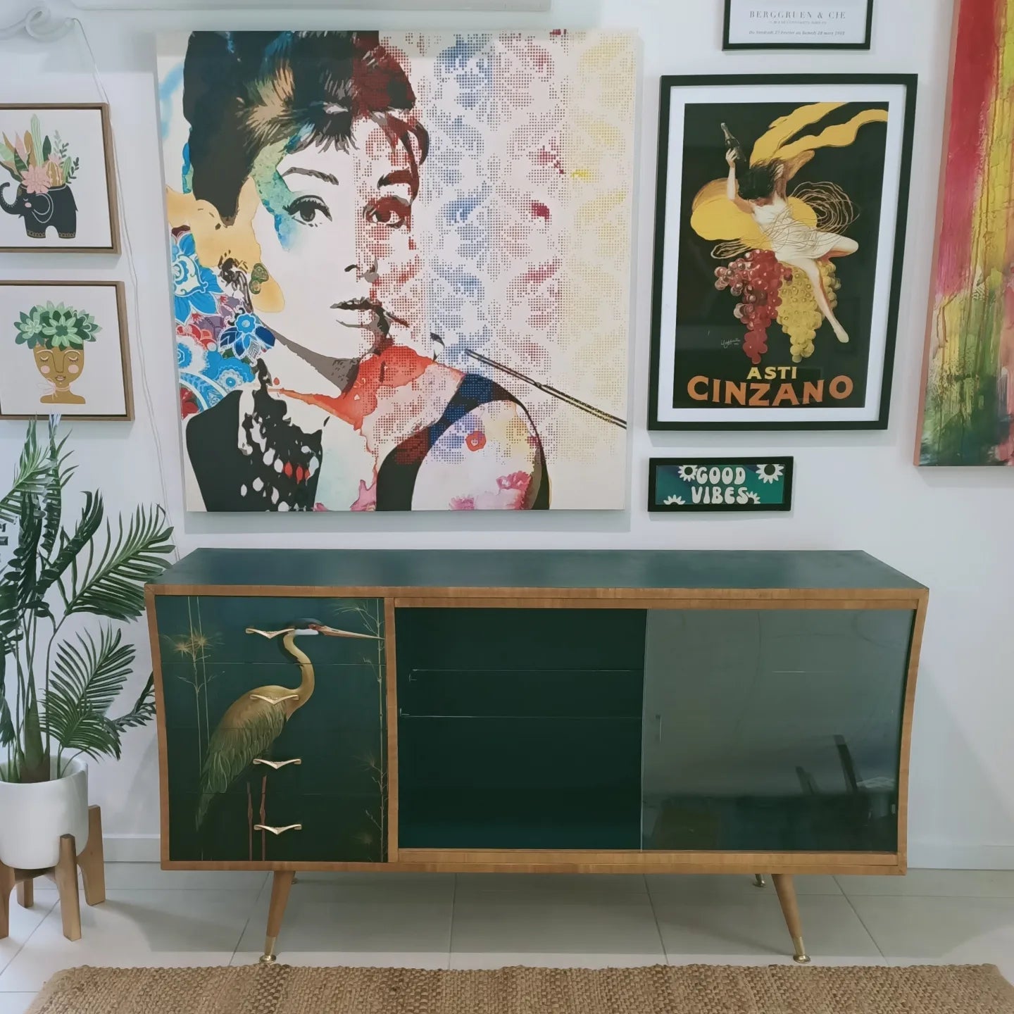 Curved Green Retro Mid Century Sideboard / Cabinet