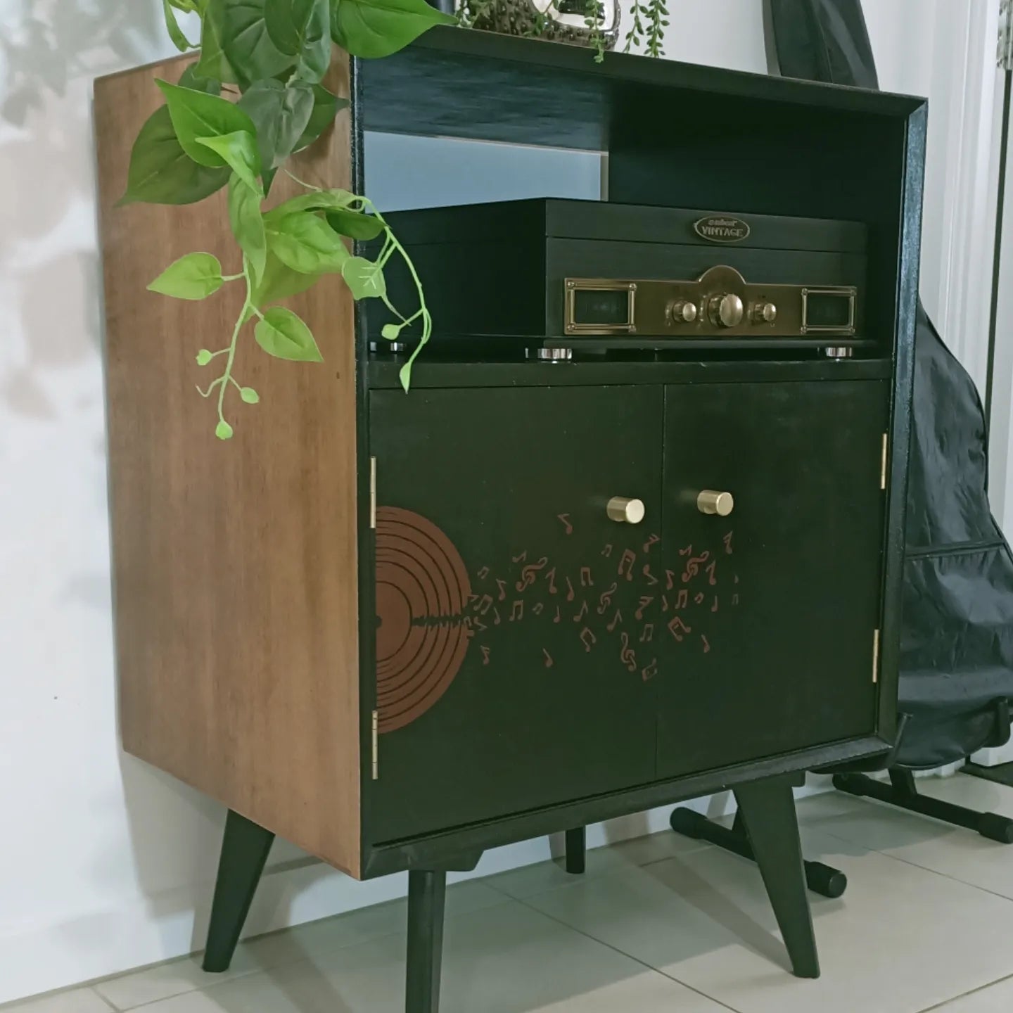 Retro Vintage Mid Century Music Stencil Record Cabinet